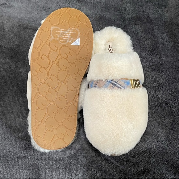 UGG Dalla Plaid Slippers Slides Clogs Gold Logo Sheepskin Winter Plaid Strap - Picture 6 of 11